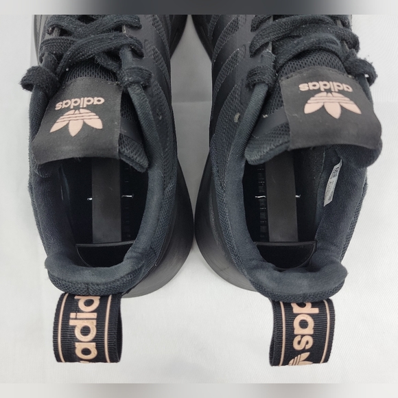 Adidas Multix Athletic Comfort Shoes Womens Size 7.5 Black Sneakers FZ3453 - Picture 3 of 12